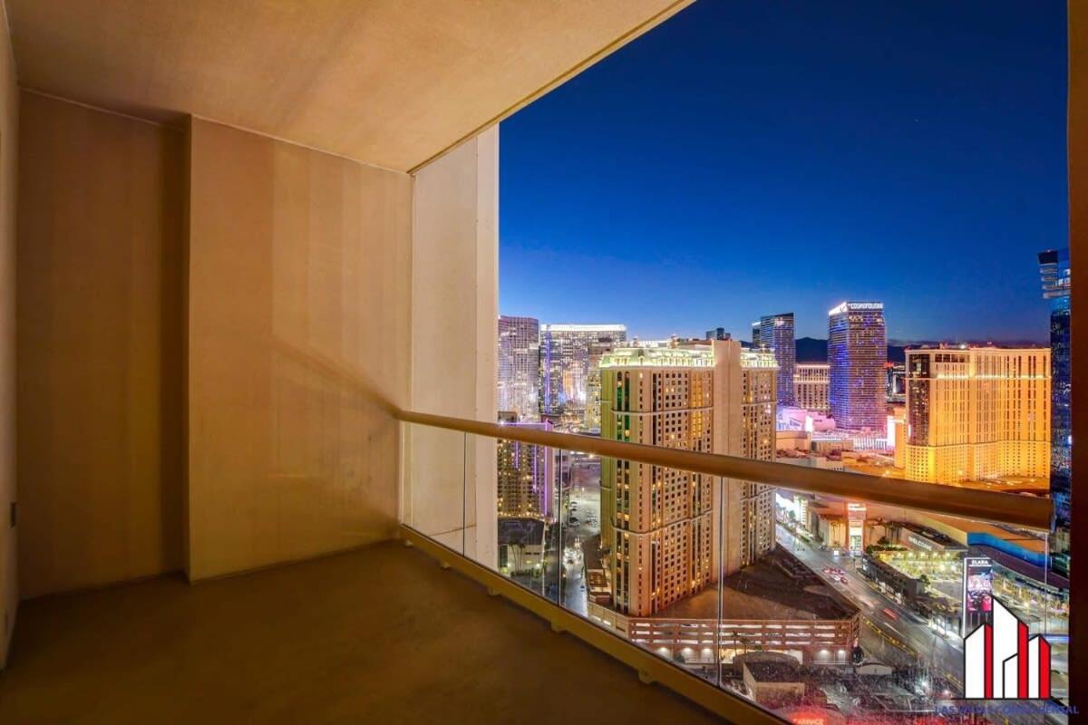 Mgm Signature-33-711 F1 Track & Strip View Balcony Las Vegas Exterior foto